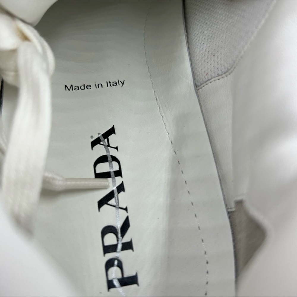 Men’s Prada downtown logo low top sneakers size 12.5 made in Italy - Picture 8 of 12